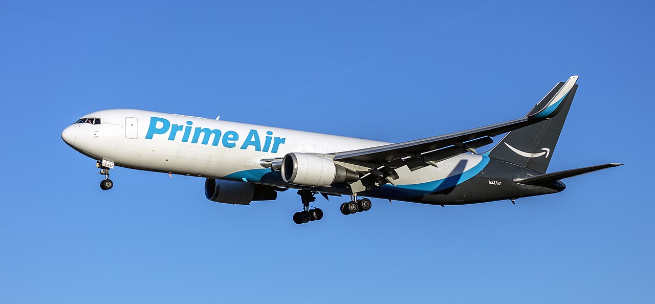 NTSB: Amazon Cargo Jet Pilots Tried Aborting Landing