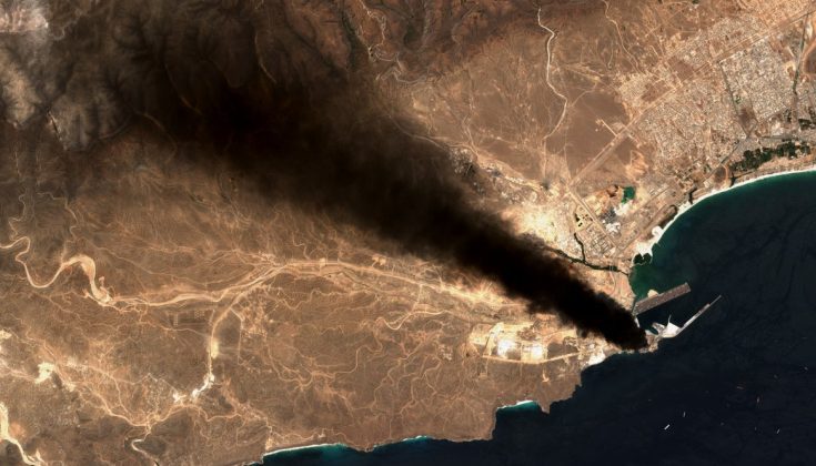US Strikes Iranian Tankers as Tehran Retaliates in Jordan