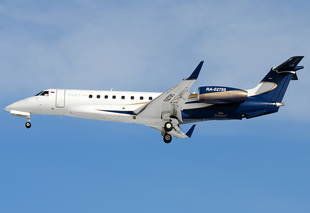 Zelenskyy's Plane Near-Miss: Drone Incident Rocks European Leaders